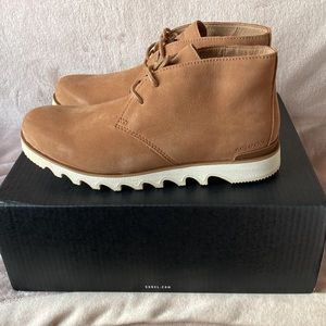 SOREL KEZAR CHUKKA  (Size 10.5)